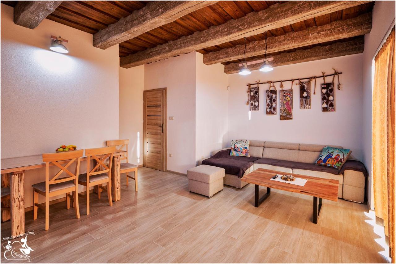 Apartments Pemikas II Liptovský Mikuláš Extérieur photo